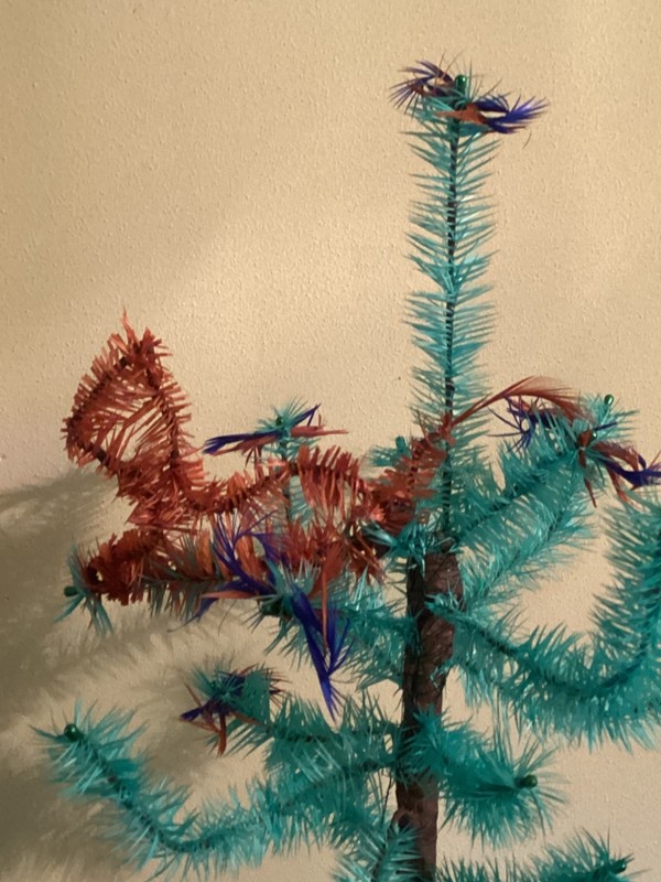 2.5 ft 🐈 LIVI’S Kitty Cat CRUELTY FREE Goose Feather Tree & pretty spirals 🐈🥳
