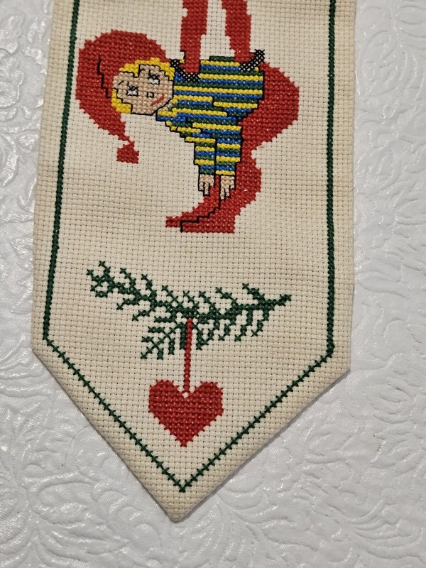 Vtg 60s MCM Christmas Wall Hanging Bellpull Stitchery Elves Cross Stitch gallery