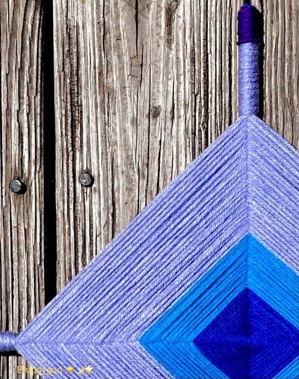 Ojo de Dios/God's Eye 18" violet/blues/aqua-acyrlic yarn gallery