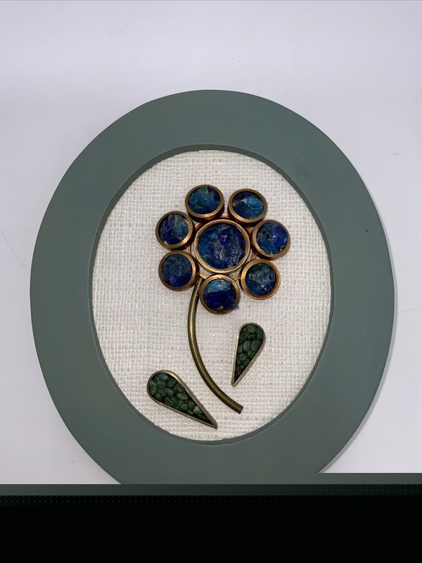 MCM Mosaic Flower Blue Glass Green Pebble Leaf Oval Frame 6.5×5.5